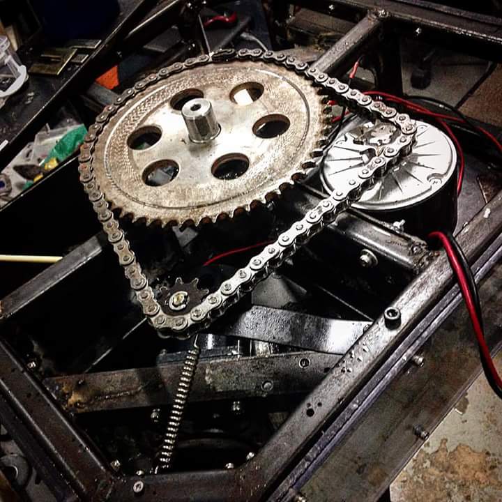 Building battle robot